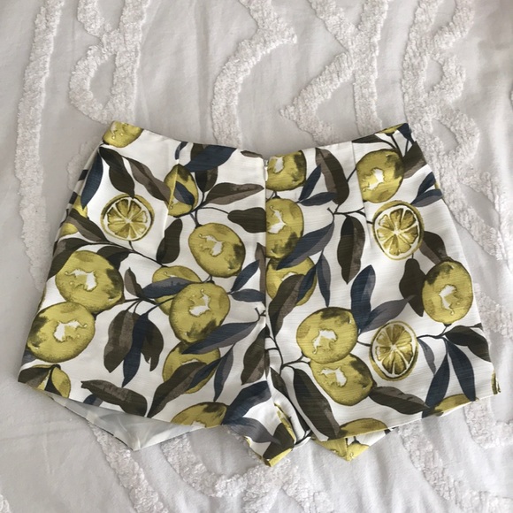 TOPSHOP Envelope Skort - Picture 2 of 2